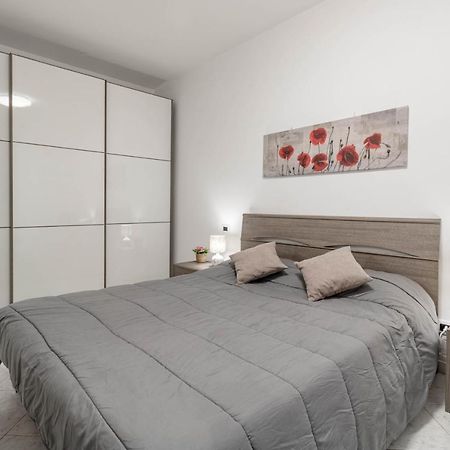 H11 M Town 119 Sanremo - Centro Exterior foto