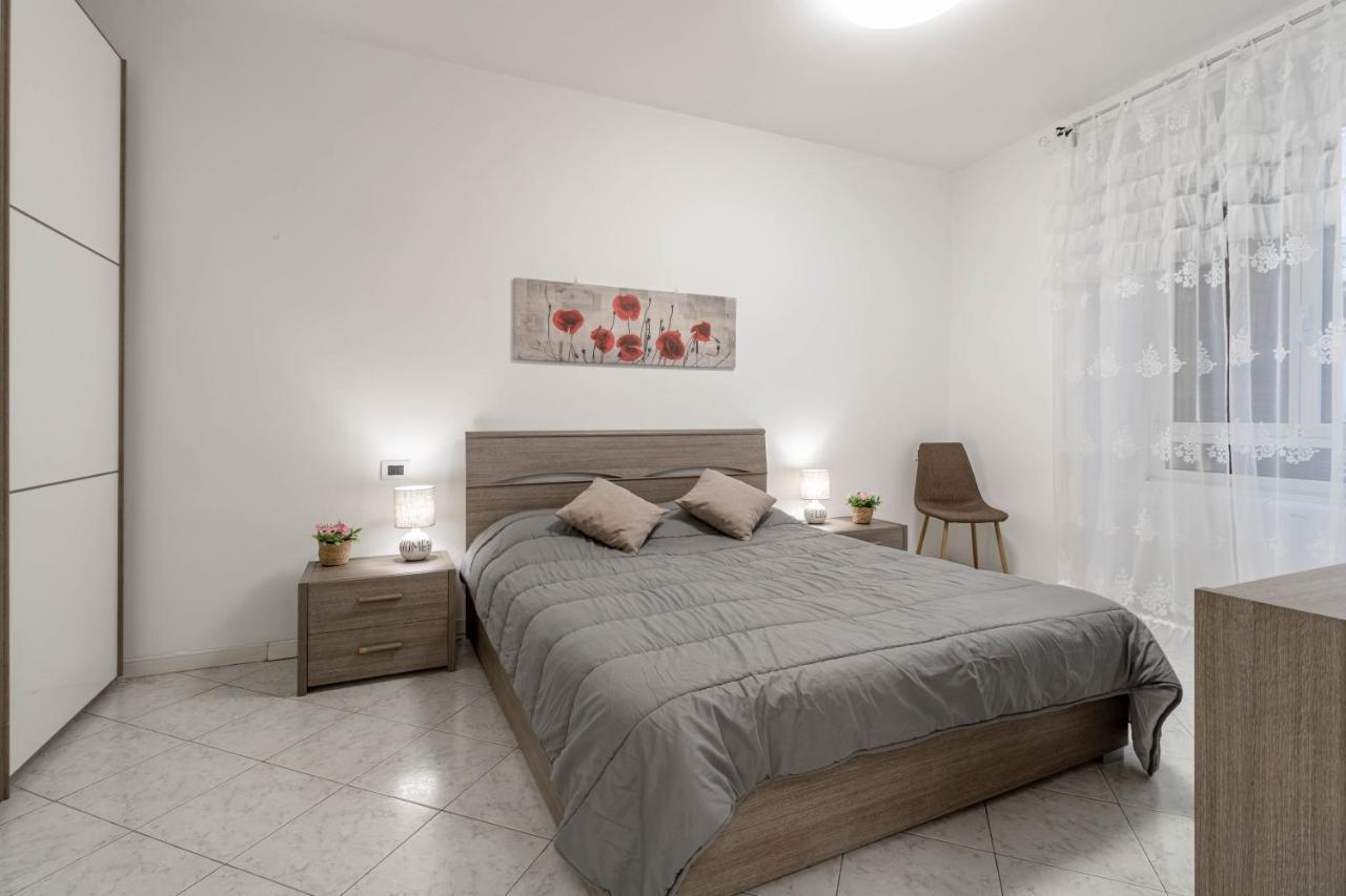 H11 M Town 119 Sanremo - Centro Exterior foto
