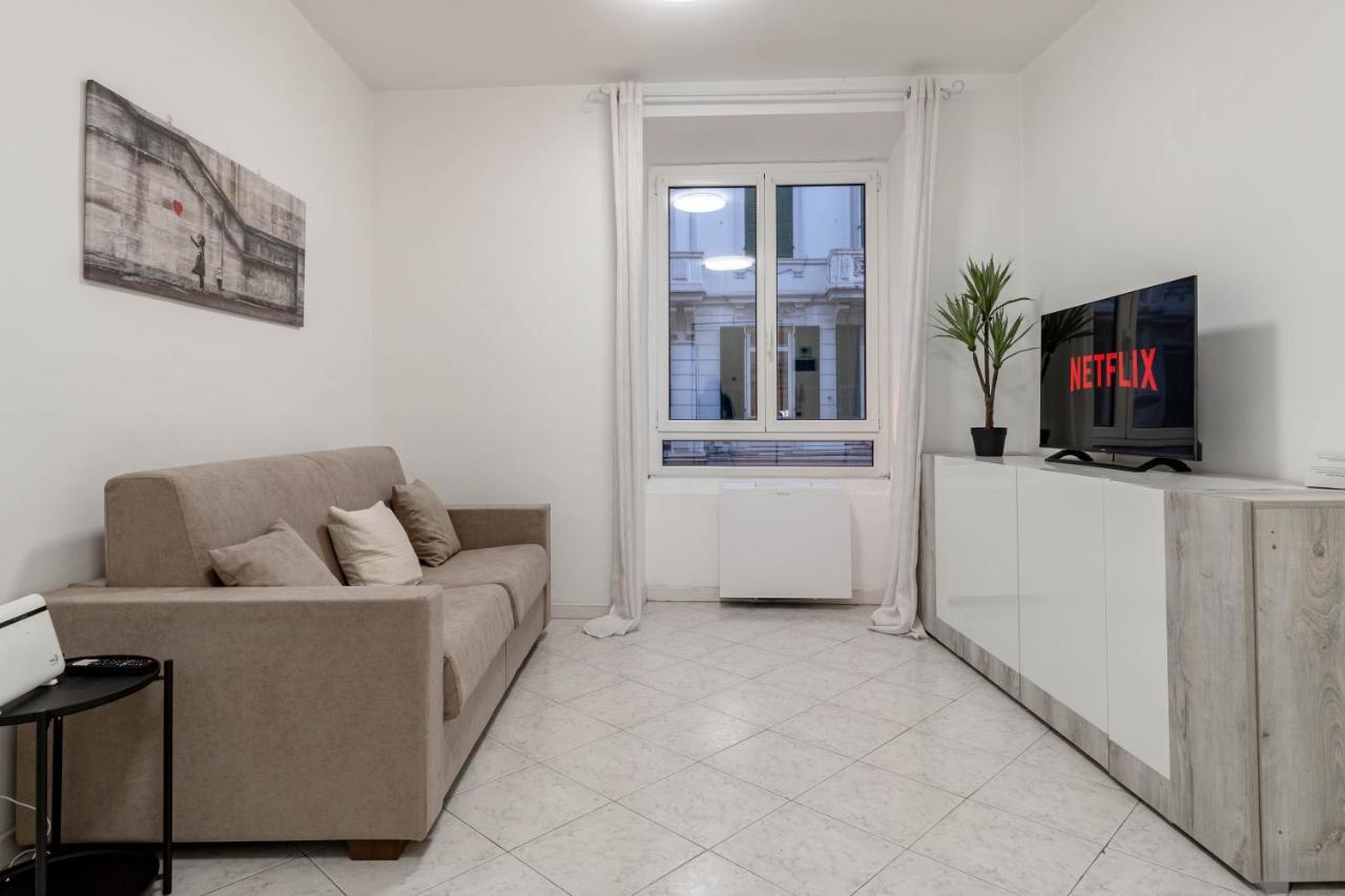 H11 M Town 119 Sanremo - Centro Exterior foto